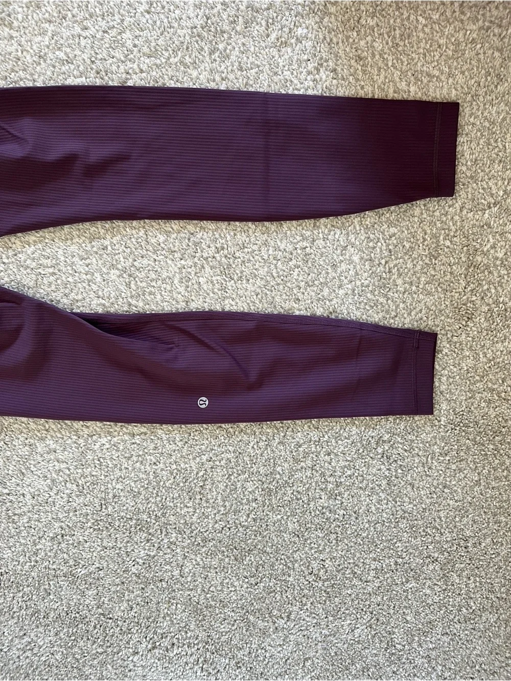 Women’s Lululemon Wunder Train High Rise Tight in Grape Thistle 28”